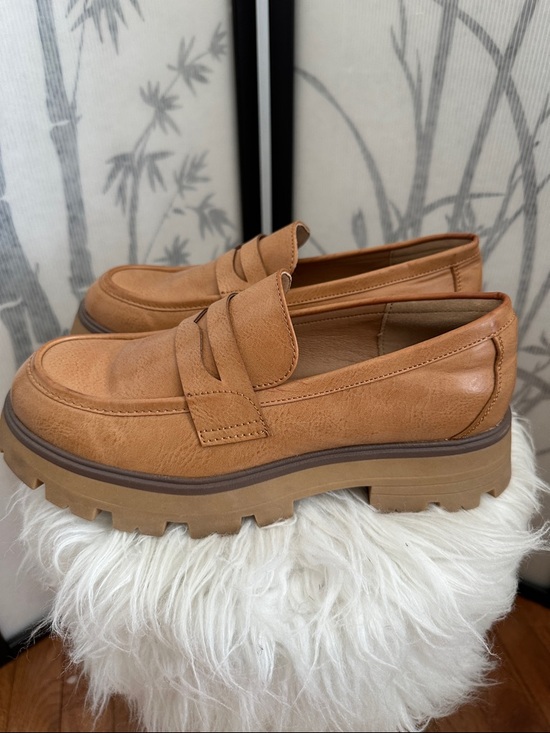 Steve Madden Shoes - Steve Madden Tan Leather Penny Loafers with Moc Toe Stitching